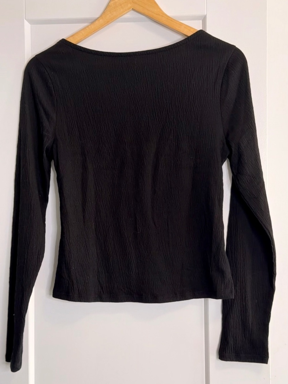 💛2 for 20- GAP Black Ribbed Long Sleeve Tee